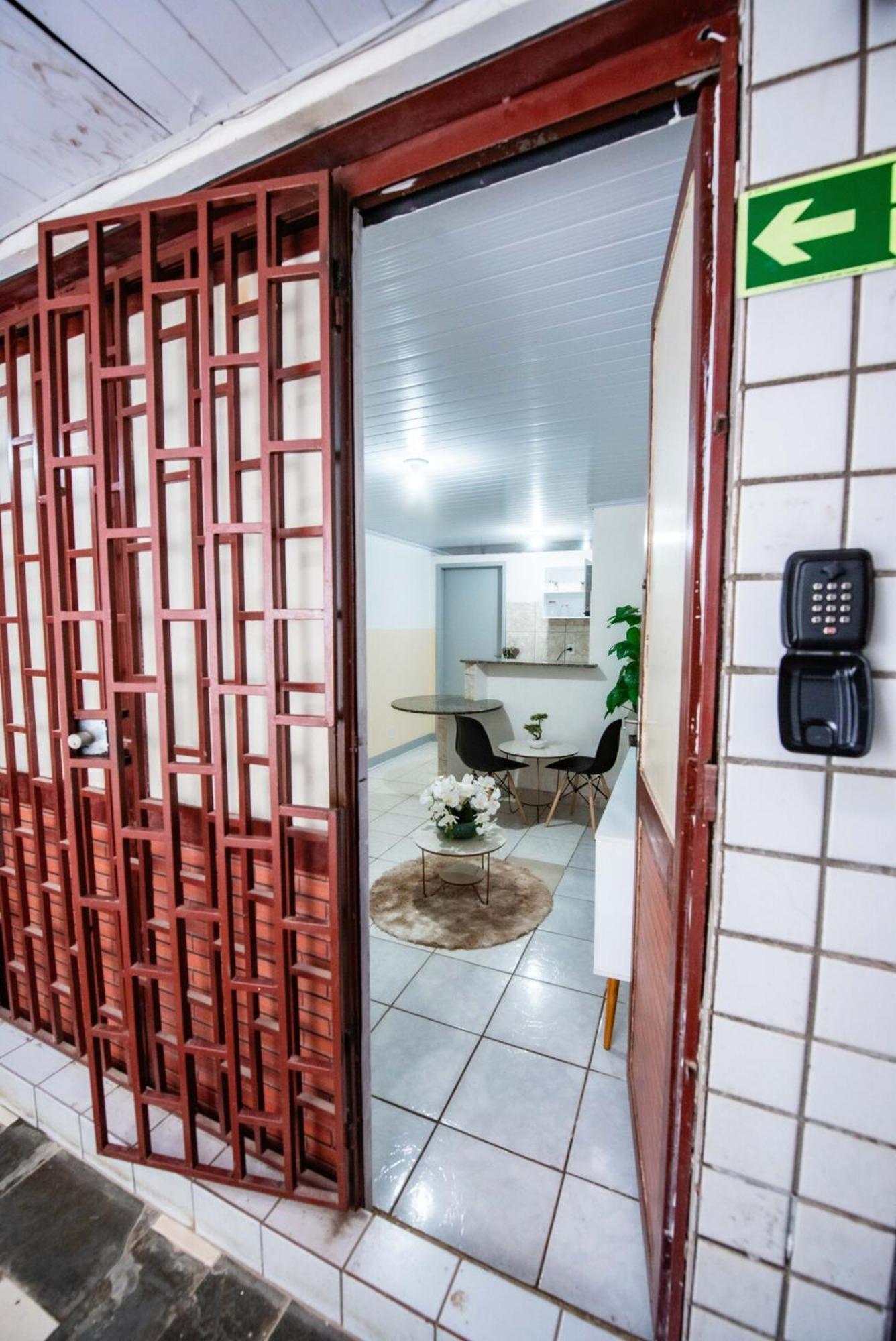 Apto Prox A Unb Com Wifi Em Asa Norte - * Brasilia